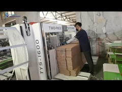 Doubles morceaux semi automatiques piquant la machine pour la boîte ondulée de carton