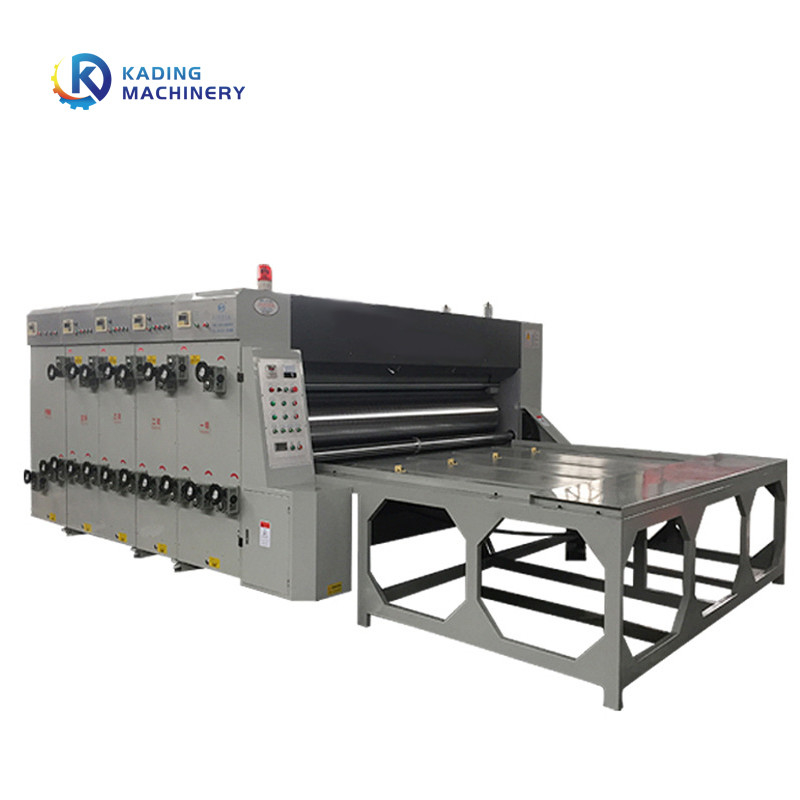 L'alimentation à chaînes cartonnent la machine impression avec imprimer le découpage de entaillage pour la boîte ondulée