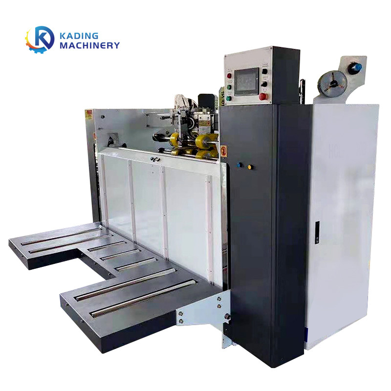 Machine piquante de boîte ondulée semi automatique avec l'alimentation-papier d'aspiration de vide pour la fabrication de cartons