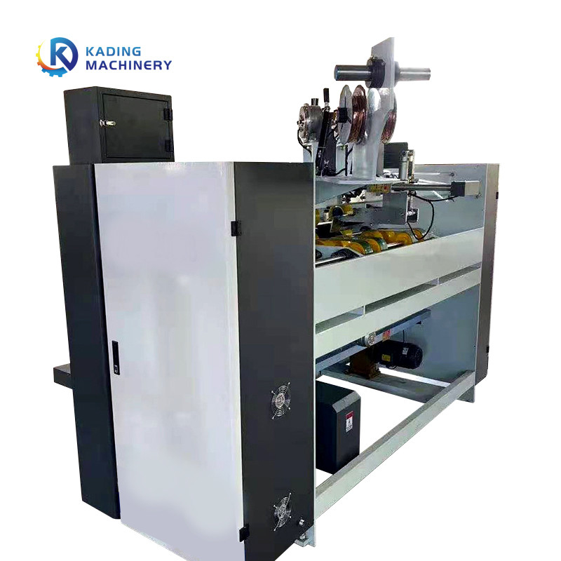 1 à 99 clous ont ridé la machine piquante de boîte avec le système informatique de moteur servo pour l'emballage de nourriture