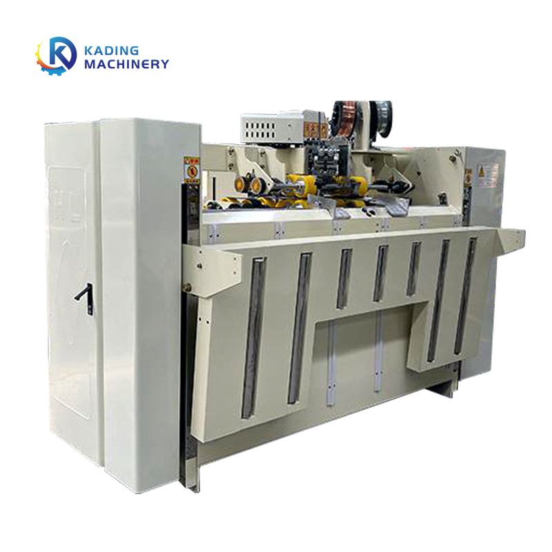 Machine piquante de boîte ondulée semi automatique avec l'alimentation-papier d'aspiration de vide pour la fabrication de cartons
