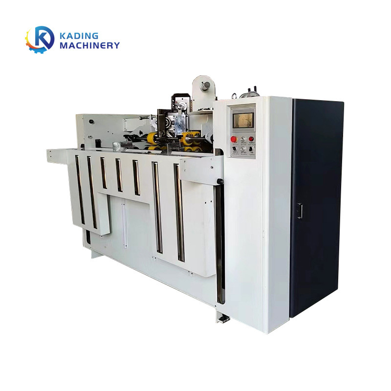 Agrafeuse ondulée de boîte de machine de fabrication de cartons de carton avec 600 clous/vitesse minutieuse et système de alimentation de fil automatique
