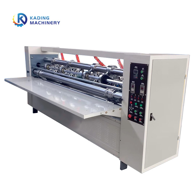 Découpeuse mince complètement automatique de lame avec le système facultatif de correction pour couper en carton ondulé