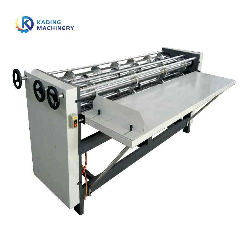Arrêtez non la machine ondulée de découpeuse de changement du carton de largeur de 200m/Min Speed For Making 1400mm