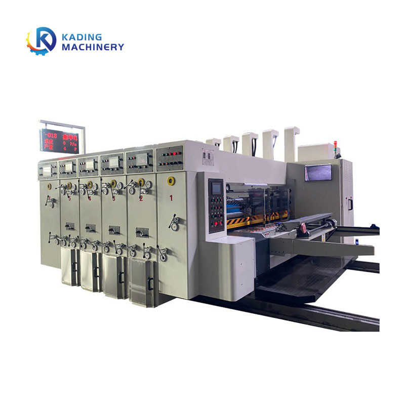 Machine d'impression en carton multicolore avec découpe à matrices rotatives